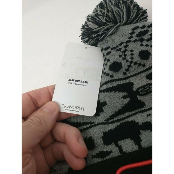 Star Wars Bioworld Warm Hat Set Republic Empire in Lot of 2 with Ball on Top - Picture 4 of 5